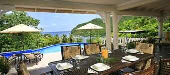 Beautiful 5-Bedroom Villa Ashiana in Marigot Bay