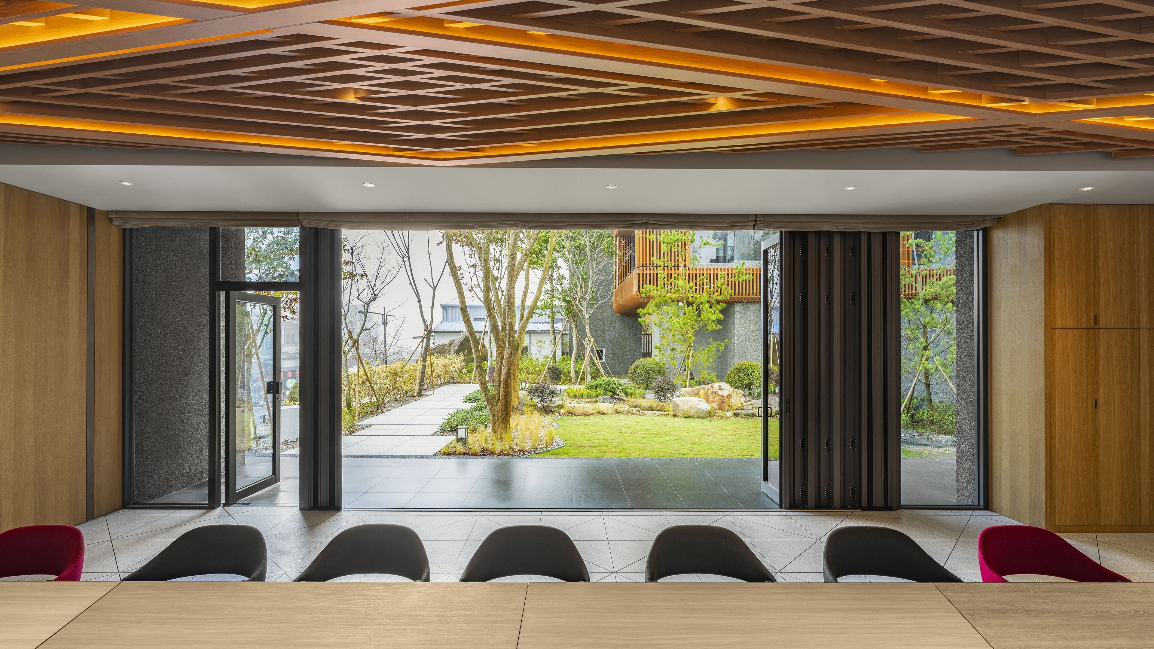 Meeting facility