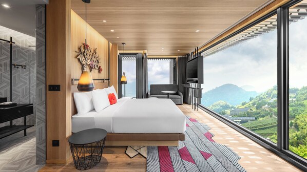 Premium Room, 1 Katil Raja (King) dengan Katil Sofa | Pemandangan dari bilik