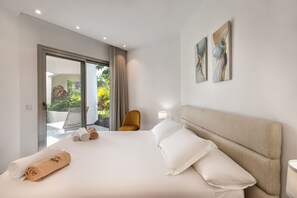 2 quartos, cofres nos quartos, ferros/tábuas de passar roupa