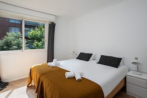 3 bedrooms, WiFi, bed sheets
