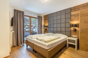 3 chambres, fer et planche à repasser, Wi-Fi gratuit, draps fournis