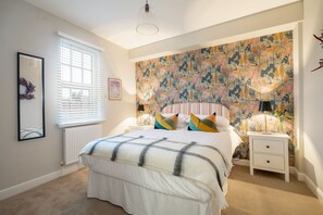 4 Schlafzimmer, Bügeleisen/Bügelbrett, Internetzugang