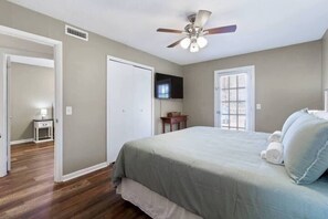 3 dormitoris, escriptori, wifi i roba de llit 