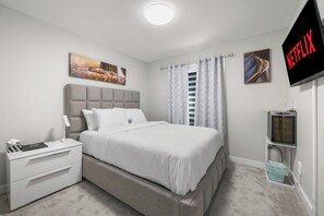 4 Schlafzimmer, Schreibtisch, Bügeleisen/Bügelbrett, kostenloses WLAN