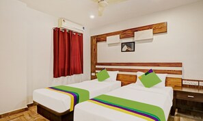 Standard Room | Iron/ironing board - Hotel Verdisso (Bangalore)