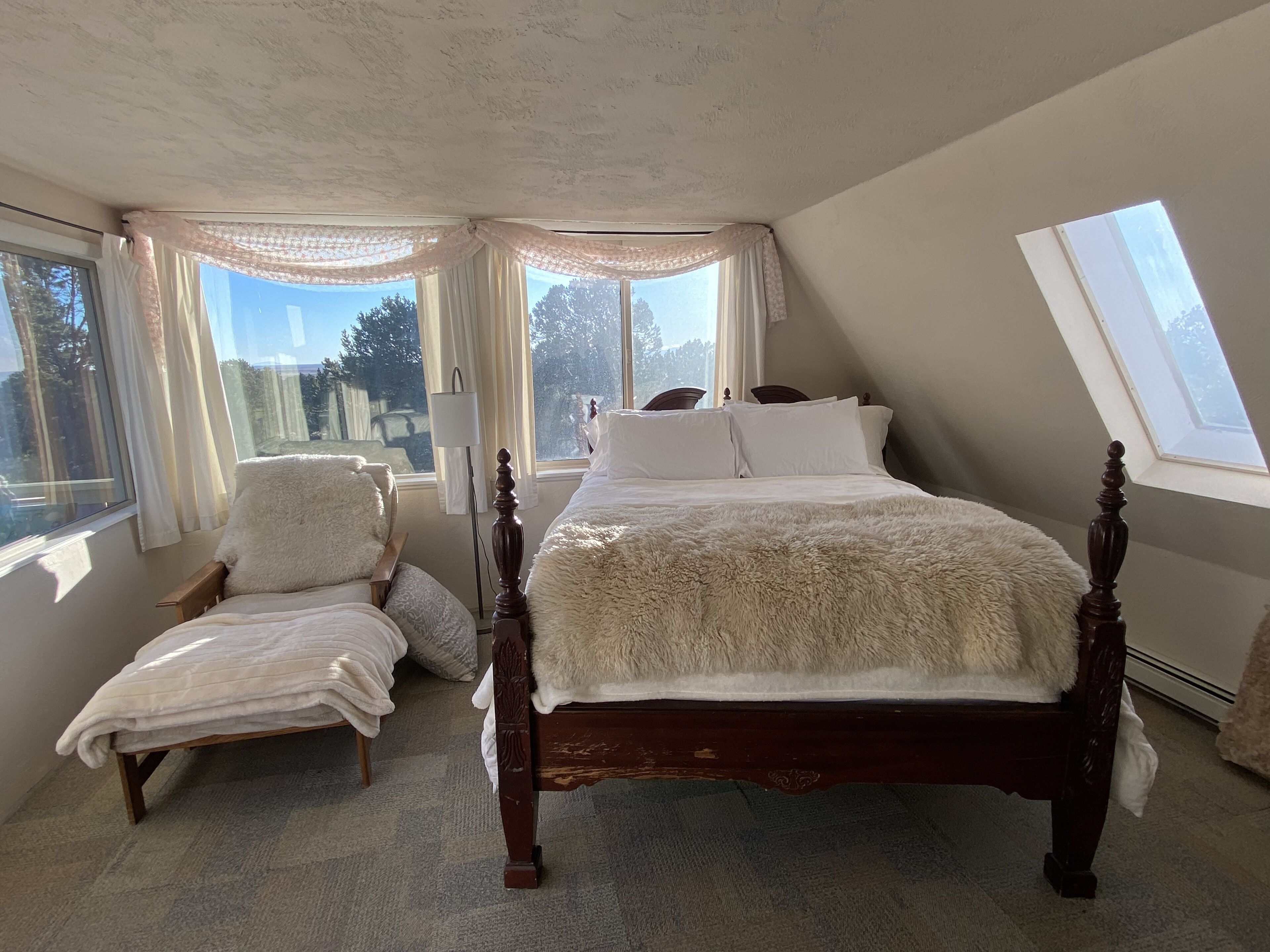 Metatron Suite sleeps 6
