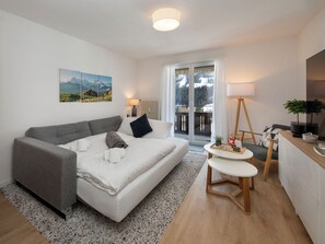 1 室のベッドルーム、デスク、インターネットアクセス (無料)