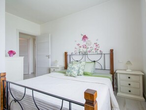 3 bedrooms, WiFi