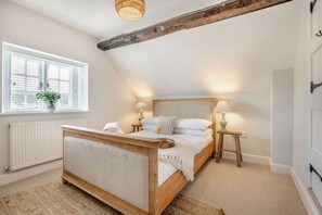 2 slaapkamers, een strijkplank/strijkijzer, wifi