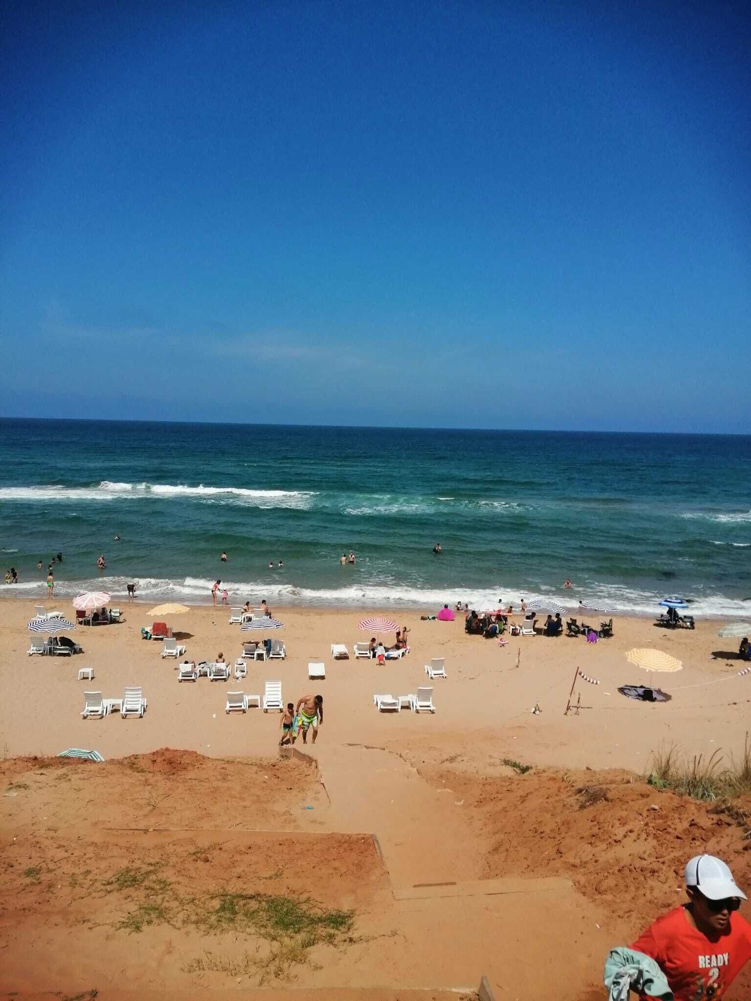Plage à proximité, sable blanc