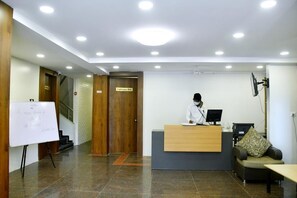 Reception - HOtel Silver Oak (Pune)