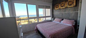 1 bedroom, in-room safe, iron/ironing board, free WiFi - WINTER SUPER PRICES,980€SEA VIEWS,ALL EXPENSES INCLUDED,WIFI,NETFLIX,PRIME VIDEO (Torremolinos)