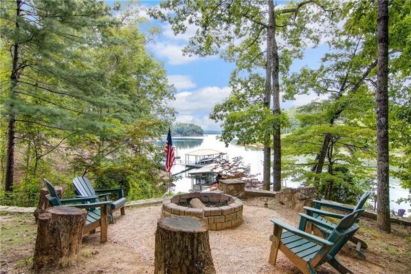 Terrace/patio - Greene Lodge at East Cove on Lake Keowee (Six Mile)