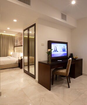 Suite – junior | Sengetøy i egyptisk bomull, sengetøy av topp kvalitet og minibar