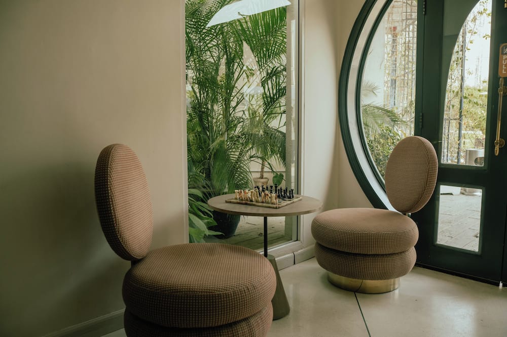 Ambiance Boutique Art Hotel Karachi