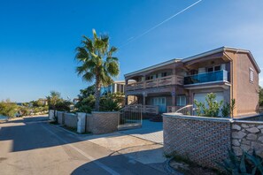 Exterior - Apartments Weiss (Vir)