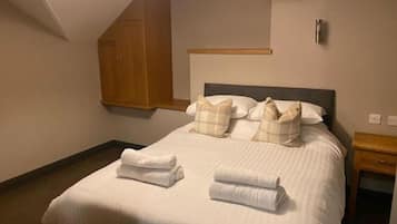 Basic Double Room | Free WiFi
