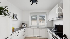 Kaffetrakter/tekoker, kjøleskap, mikrobølgeovn og ovn