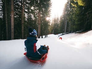 Snow and ski sports