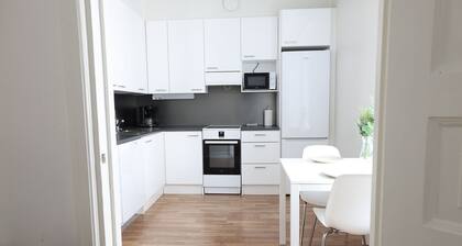 2ndhomes Cozy and Quiet 2BR Apartment