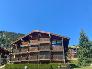 Exterior - Cozy Apartment with Terrace, in Village Center, Parking Included - La Clusaz (La Clusaz)