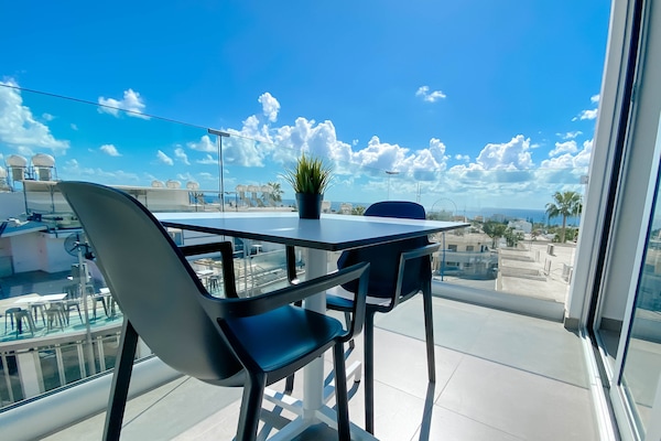 Studio Comfort | Värdeförvaringsskåp på rummet, ljudisolering och gratis wi-fi