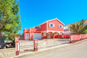 Courtyard - Apartments Kopi (Vir)