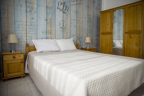 2 bedrooms, travel crib, free WiFi, bed sheets - Chantall-APARTMENT SEA VIEW (Ravda)