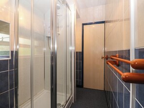 Shower - First Floor Apartment (Porthmadog)