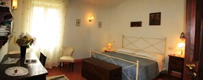 2 habitaciones, wifi gratis y ropa de cama 