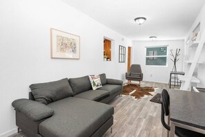 Cabin, 2 Bedrooms | Interior - Bear's Booth (Big Bear City)