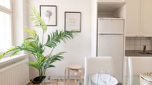 Căn hộ tiện nghi đơn giản | Bếp riêng