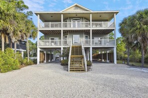 Exterior - Welcome to Angel Fish! (St. George Island)