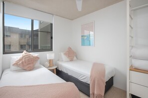 2 bedrooms, travel crib, free WiFi, bed sheets