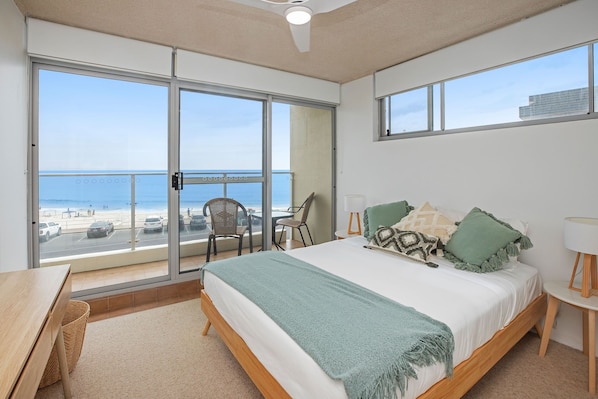 2 bedrooms, travel crib, free WiFi, bed sheets