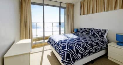 Oceanic 17 - Opposite from main beach