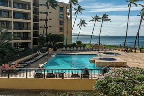 A heated pool - Oceanfront! Ground floor, Corner, Beachfront Unit #113! (Kihei)