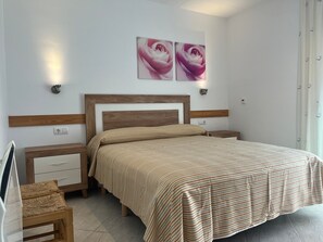 3 Schlafzimmer, Bügeleisen/Bügelbrett, kostenloses WLAN, Bettwäsche