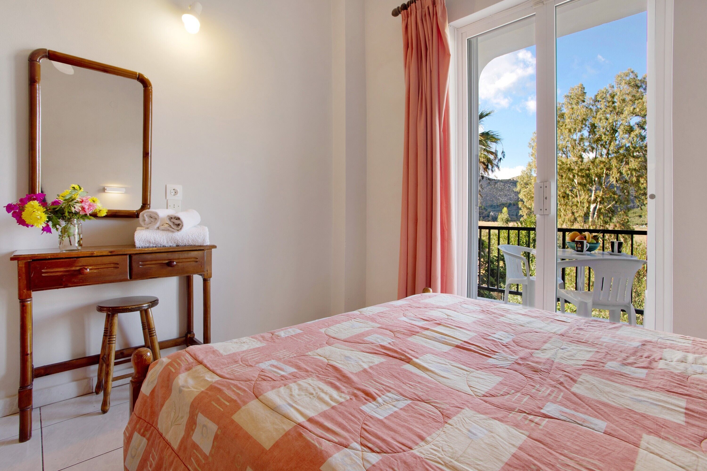 1 bedroom, free WiFi, bed sheets