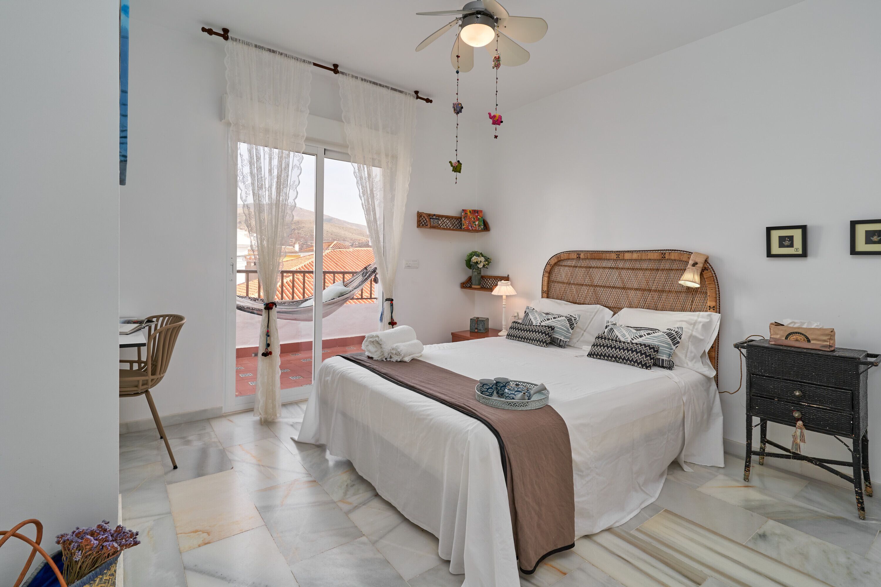 5 Schlafzimmer, Bügeleisen/Bügelbrett, kostenloses WLAN, Bettwäsche