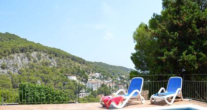 Villa 'El Perdals' mit Meerblick, Privatem Pool und Wi-Fi
