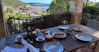 Villa 'El Perdals' mit Meerblick, Privatem Pool und Wi-Fi