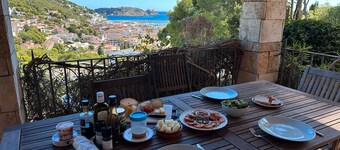 Villa 'El Perdals' with Sea View, Private Pool and Wi-Fi