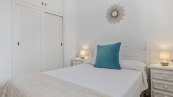 2 camere, ferro/asse da stiro, Wi-Fi gratuito, lenzuola