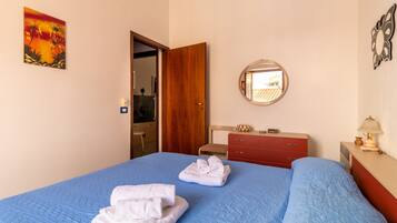 1 chambre, Wi-Fi gratuit, draps fournis