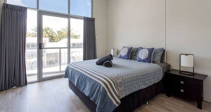 Waverley apartment B-one bedroom, wifi available