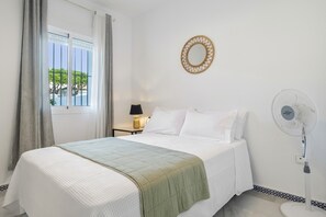 2 slaapkamers, een strijkplank/strijkijzer, gratis wifi, beddengoed