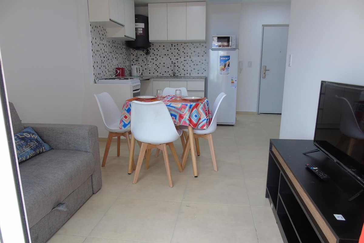 Deluxe Apartment | 1 bedroom, free WiFi, bed sheets