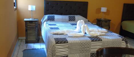 Deluxe Double Room | Free WiFi, bed sheets